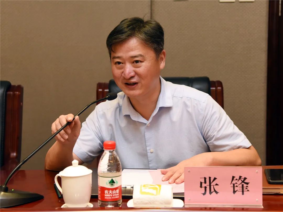 四方来合作贡献大一点(四方来合作贡献大一点打一字是什么) 四方来合作贡献大一点(四方来合作贡献大一点打一字是什么)
